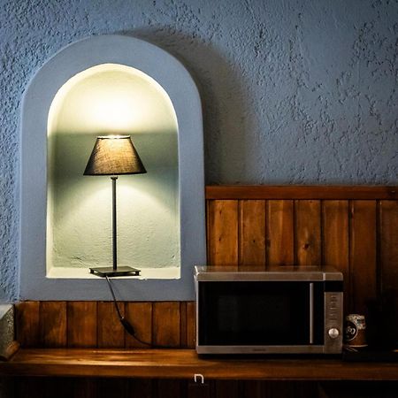 Fanaras Hotel 칼라브리타 외부 사진